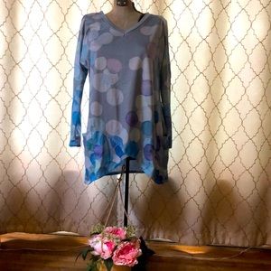 Women’s hip length vneck